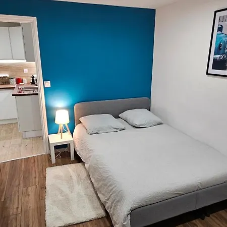 Дом отдыха Charmante Maison Avec Jardin Sans Vis-a-vis